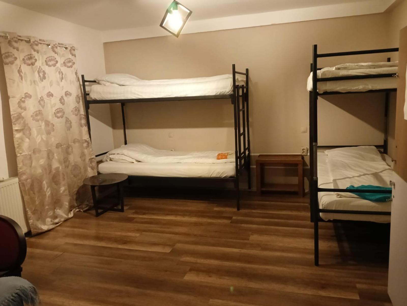Zen Hostel Cluj-Napoca Luaran gambar