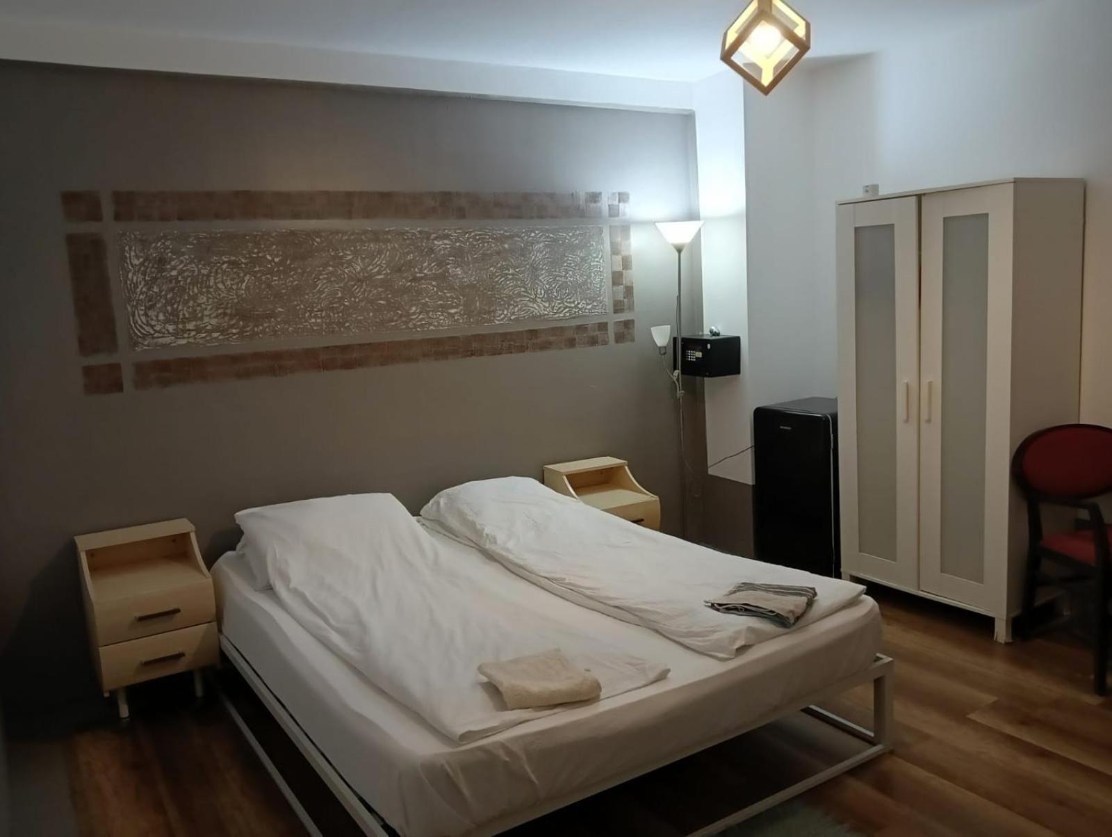 Zen Hostel Cluj-Napoca Luaran gambar